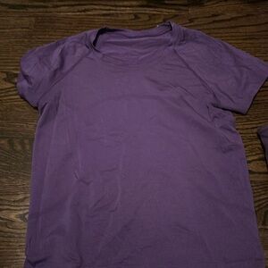 Purple lululemon swiftly